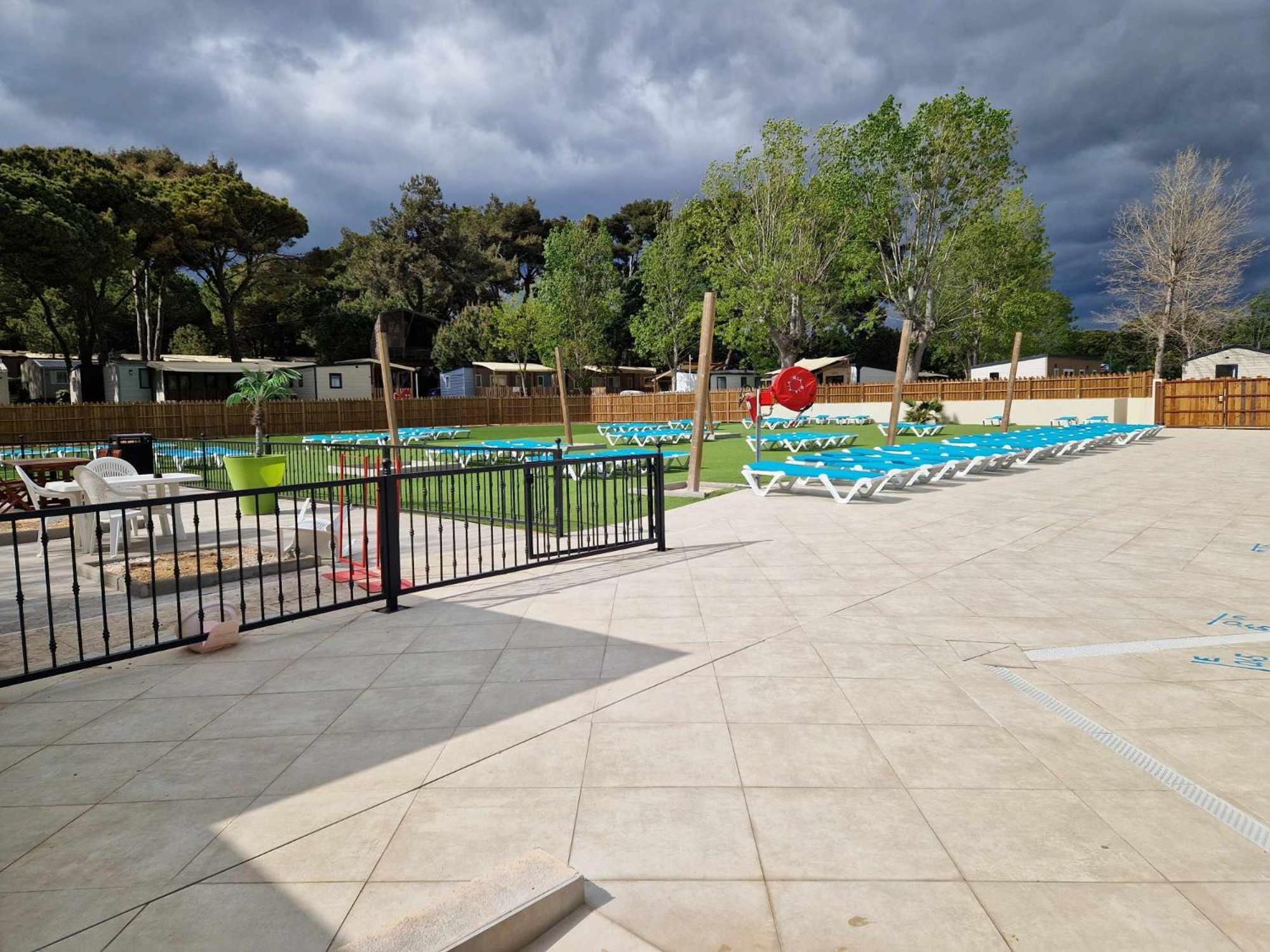 Domaine De La Yole Hotel Vendres Exterior foto